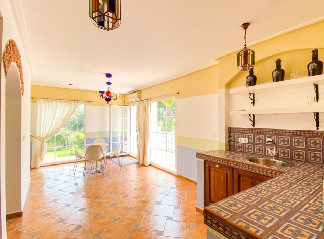 Återförsäljning - Villa - Orihuela - Villamartin