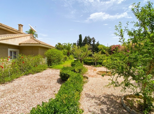 Återförsäljning - Villa - Orihuela - Villamartin