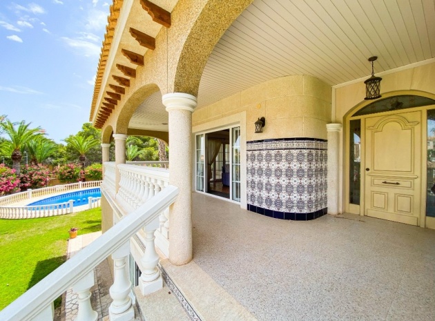 Återförsäljning - Villa - Orihuela - Villamartin