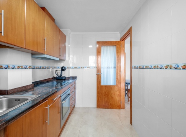 Återförsäljning - Lägenhet - Orihuela - Orihuela Costa