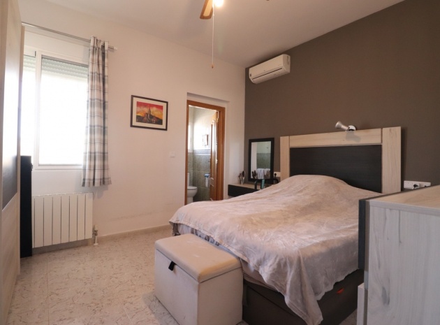 Wiederverkauf - Villa - Callosa De Segura - Callosa de Segura Centro