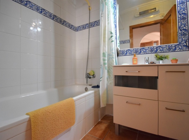 Resale - Villa - Orihuela - La Zenia