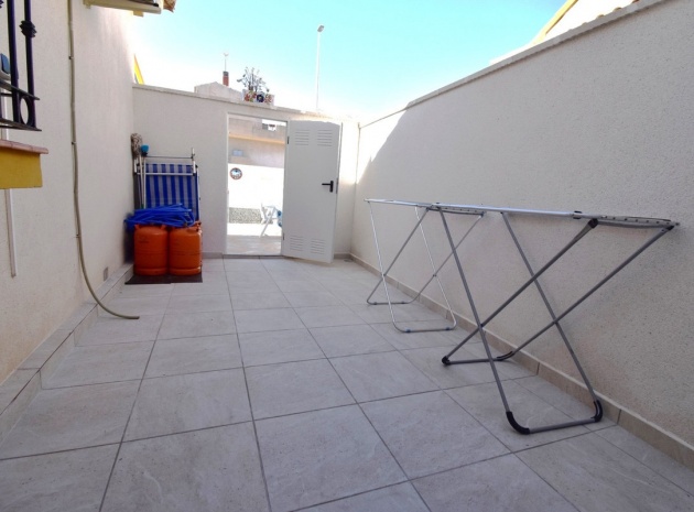 Resale - Villa - Orihuela - La Zenia