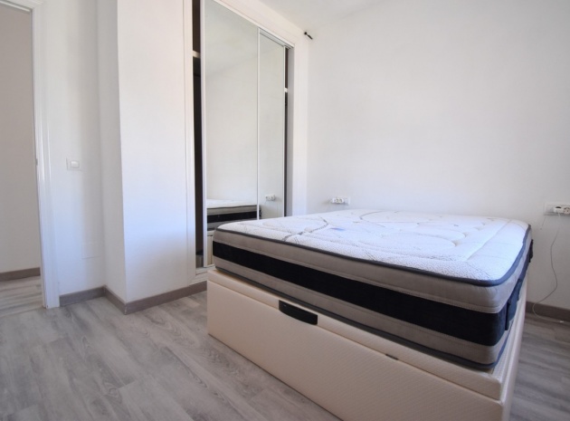Wiederverkauf - Villa - Orihuela - Playa Flamenca