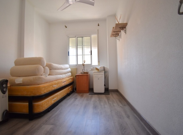 Wiederverkauf - Villa - Orihuela - Playa Flamenca