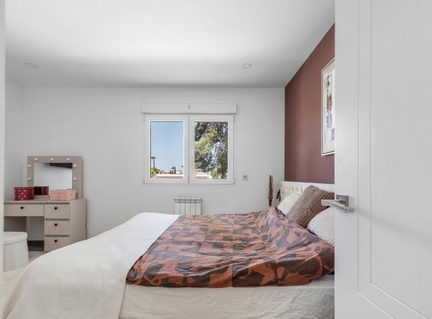 Återförsäljning - Villa - Orihuela - Los Balcones