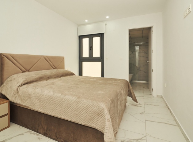 Wiederverkauf - Wohnung - Torrevieja - Torrevieja Centro