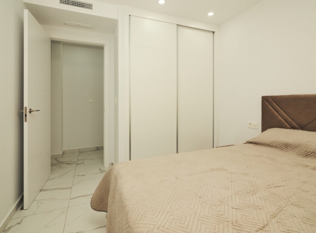 Wiederverkauf - Wohnung - Torrevieja - Torrevieja Centro