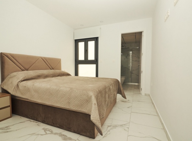 Wiederverkauf - Wohnung - Torrevieja - Torrevieja Centro