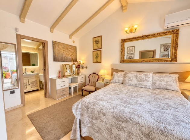 Wiederverkauf - Villa - Villamartin - rioja