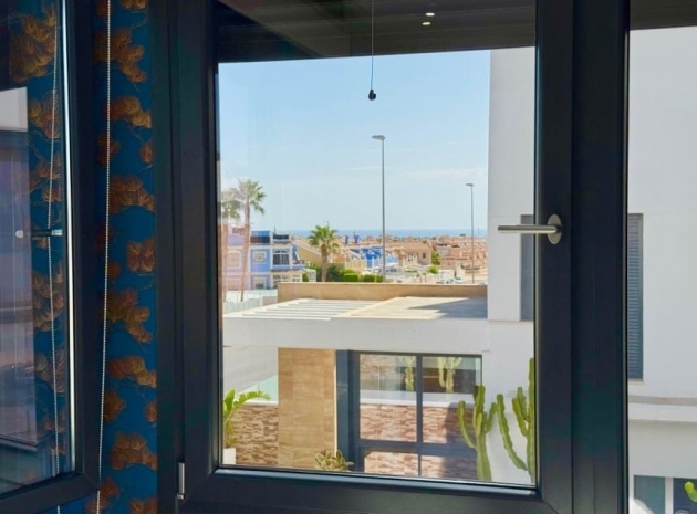 Återförsäljning - Villa - Cabo Roig - Costa Blanca South
