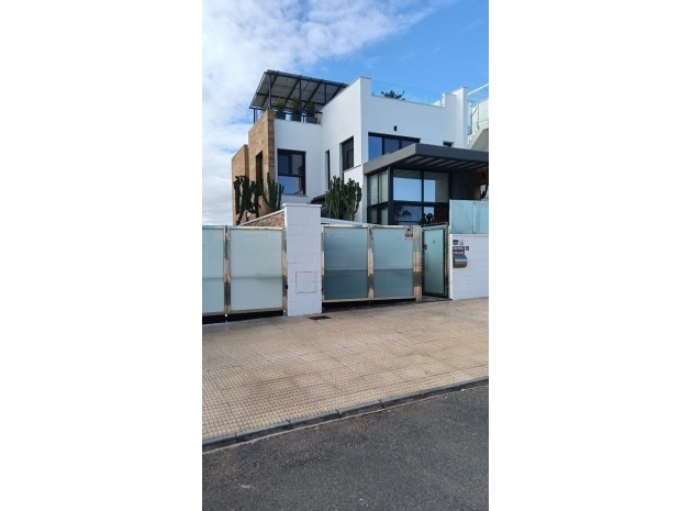 Återförsäljning - Villa - Cabo Roig - Costa Blanca South
