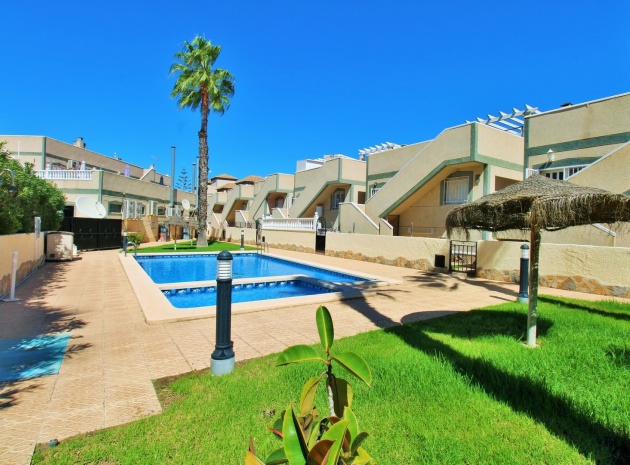 Återförsäljning - Villa - Villamartin - las violetas