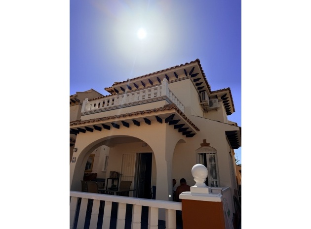 Återförsäljning - Villa - Cabo Roig - Costa Blanca South