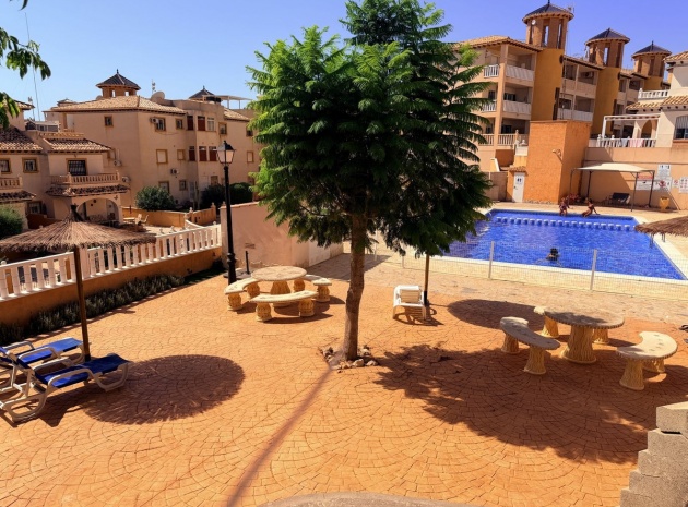 Återförsäljning - Villa - Cabo Roig - Costa Blanca South