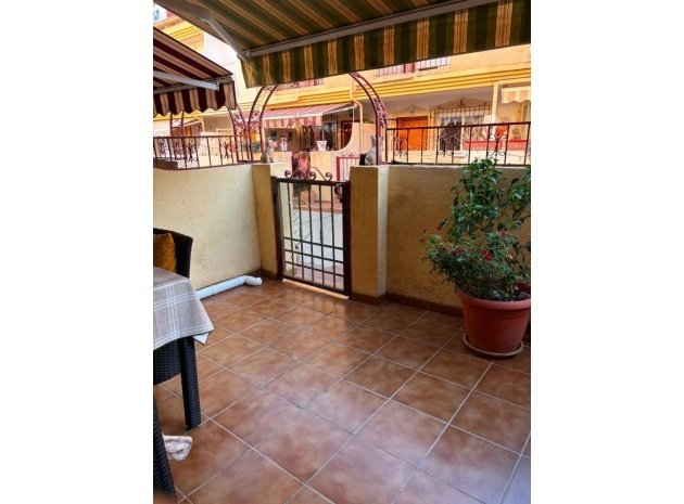 Resale - Townhouse - Playa Flamenca - amapolas