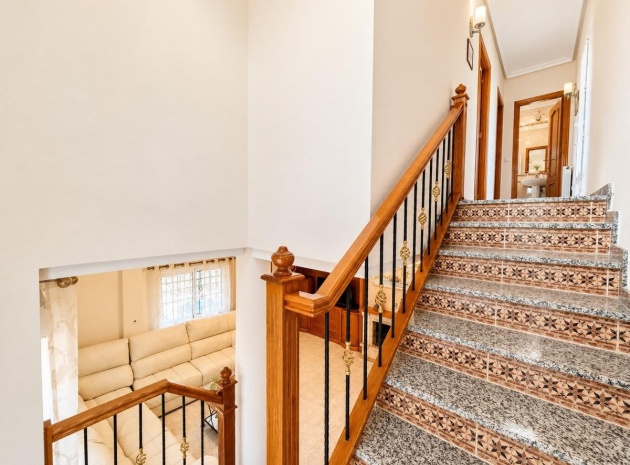 Återförsäljning - Villa - Villamartin