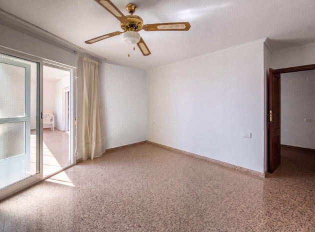 Wiederverkauf - Wohnung - Torrevieja - Torrevieja Centro