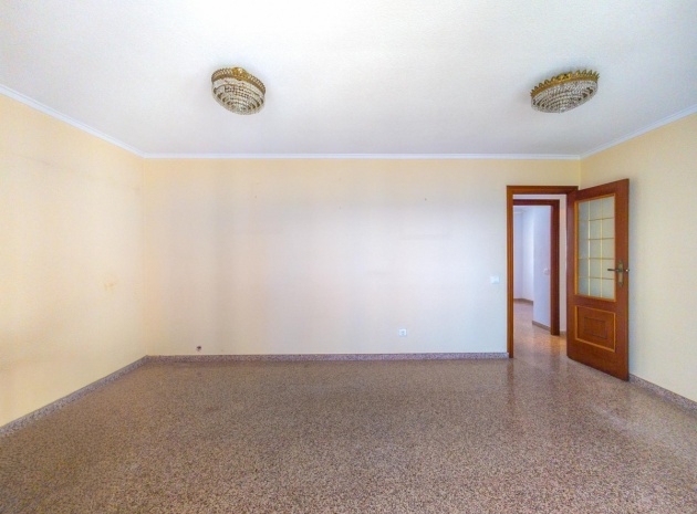 Wiederverkauf - Wohnung - Torrevieja - Torrevieja Centro