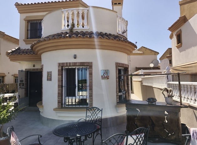 Återförsäljning - Villa - Guardamar del Segura - El Raso