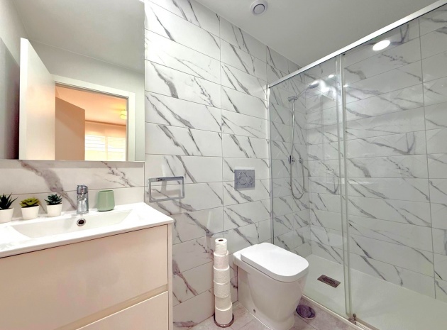 Resale - Apartment - Villamartin - Res. Aire