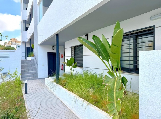 Resale - Apartment - Villamartin - Res. Aire
