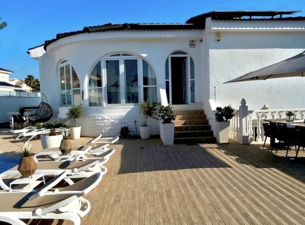 Återförsäljning - Villa - Ciudad Quesada - Dona Pepa