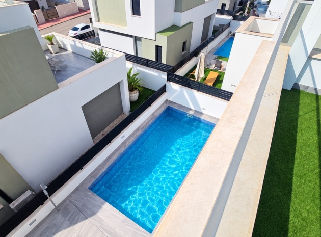 Wiederverkauf - Villa - Orihuela - Villamartin