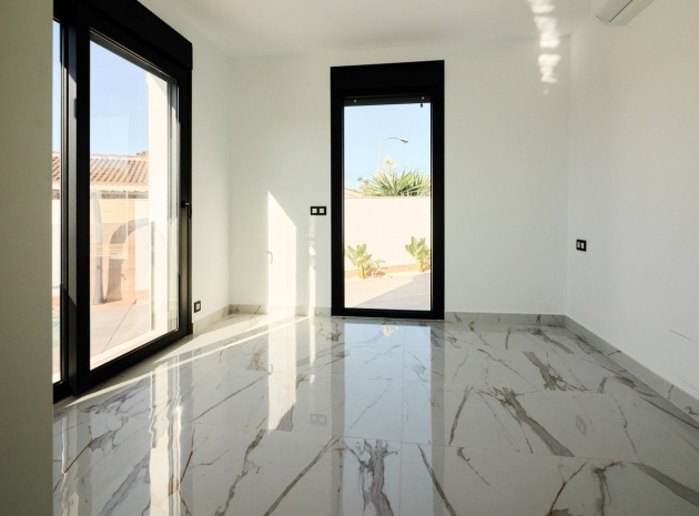 Återförsäljning - Villa - Rojales - Rojales Centro