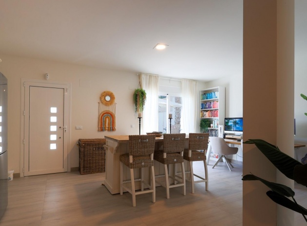 Resale - Villa - Benijofar