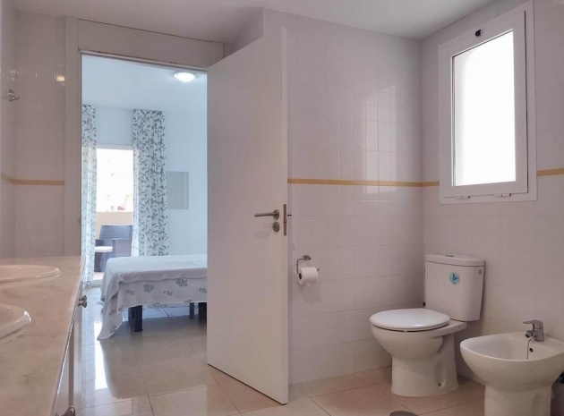 Resale - Apartment - Playa Flamenca - el bosque