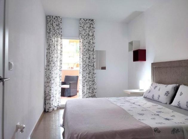 Resale - Apartment - Playa Flamenca - el bosque