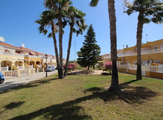 Resale - Apartment - Cabo Roig - la regia