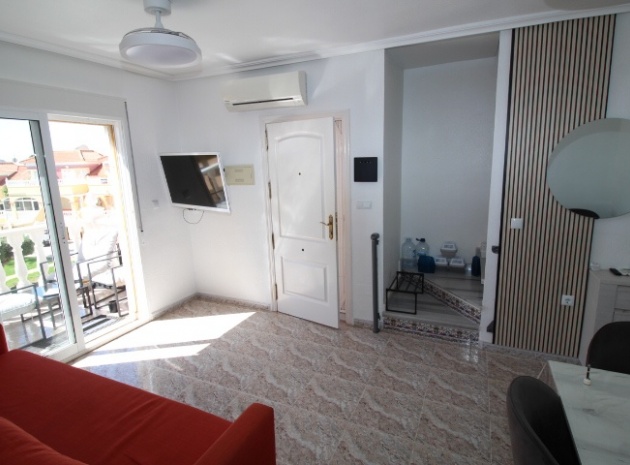 Resale - Apartment - Cabo Roig - la regia