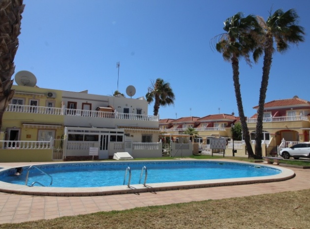 Resale - Apartment - Cabo Roig - la regia