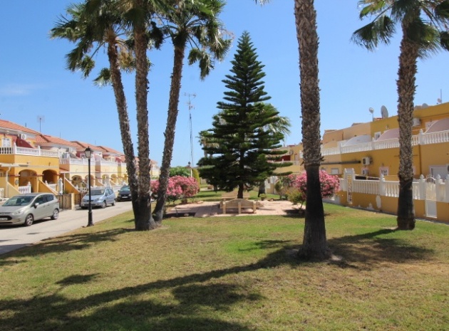Resale - Apartment - Cabo Roig - la regia