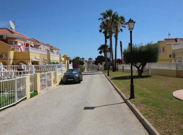 Resale - Apartment - Cabo Roig - la regia