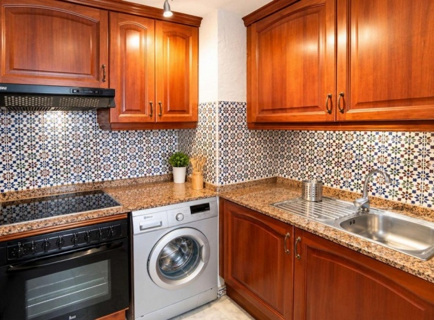 Resale - Apartment - Torrevieja - Playa De Los Locos