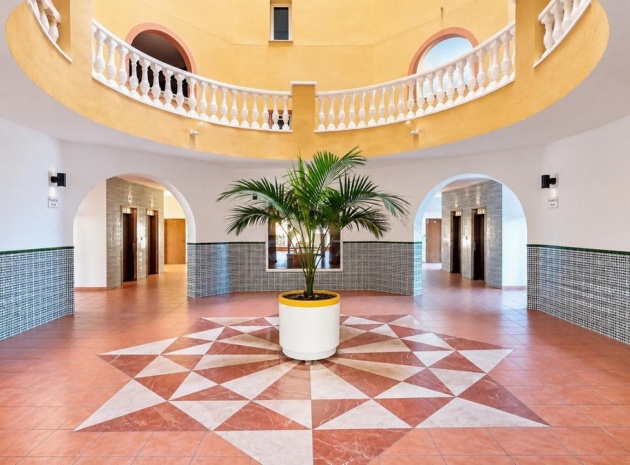 Resale - Apartment - Torrevieja - Playa De Los Locos