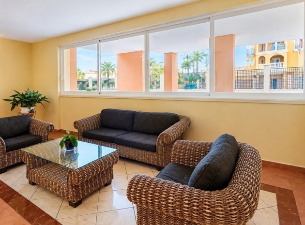 Resale - Apartment - Torrevieja - Playa De Los Locos