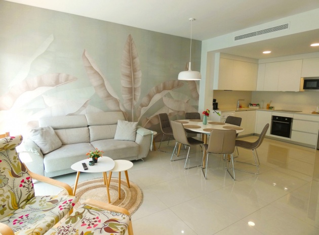 Resale - Apartment - Torrevieja - Torrevieja Centro