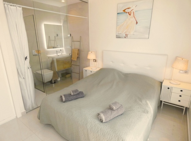Resale - Apartment - Torrevieja - Torrevieja Centro