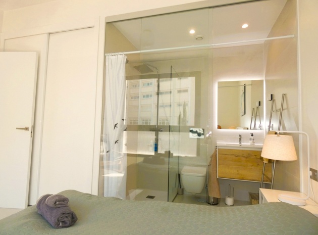 Resale - Apartment - Torrevieja - Torrevieja Centro