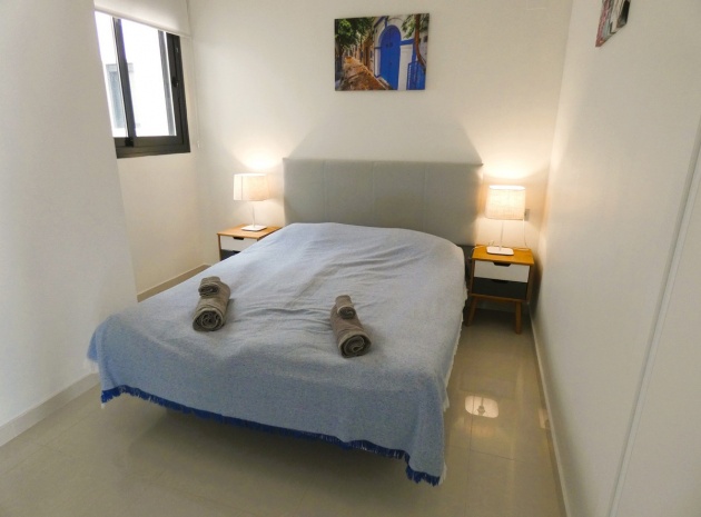 Resale - Apartment - Torrevieja - Torrevieja Centro
