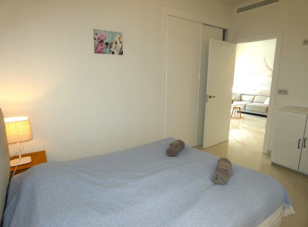 Resale - Apartment - Torrevieja - Torrevieja Centro