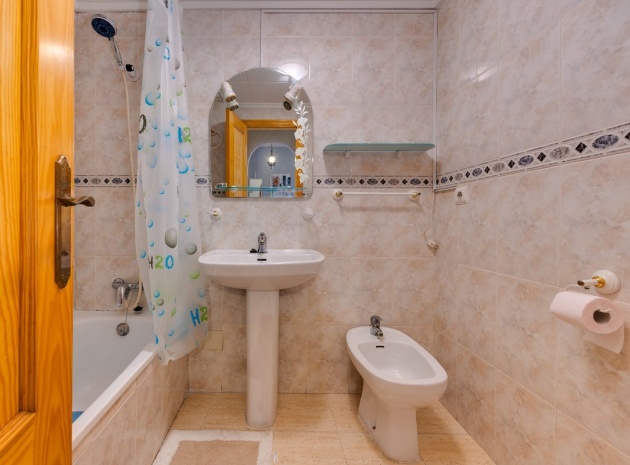 Wederverkoop - Appartement - Torrevieja - Torrevieja Centro