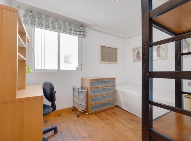Wederverkoop - Appartement - Torrevieja - Torrevieja Centro