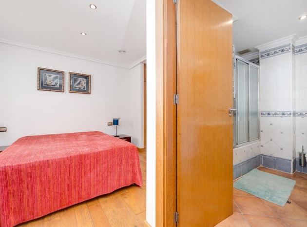 Wederverkoop - Appartement - Torrevieja - Torrevieja Centro
