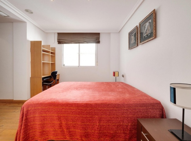Wederverkoop - Appartement - Torrevieja - Torrevieja Centro
