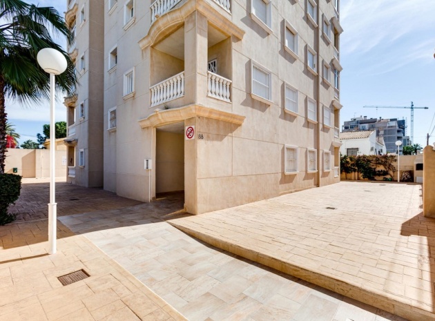 Wiederverkauf - Wohnung - Torrevieja - Torrevieja Centro